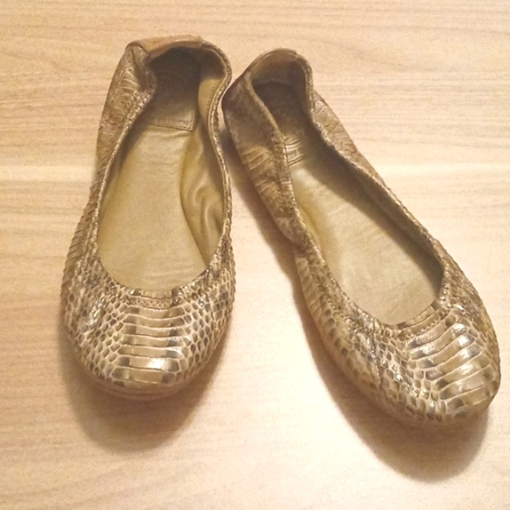 Tory Burch "Eddie" Snakeskin Design  Leather Ballet Flats in Size 7M